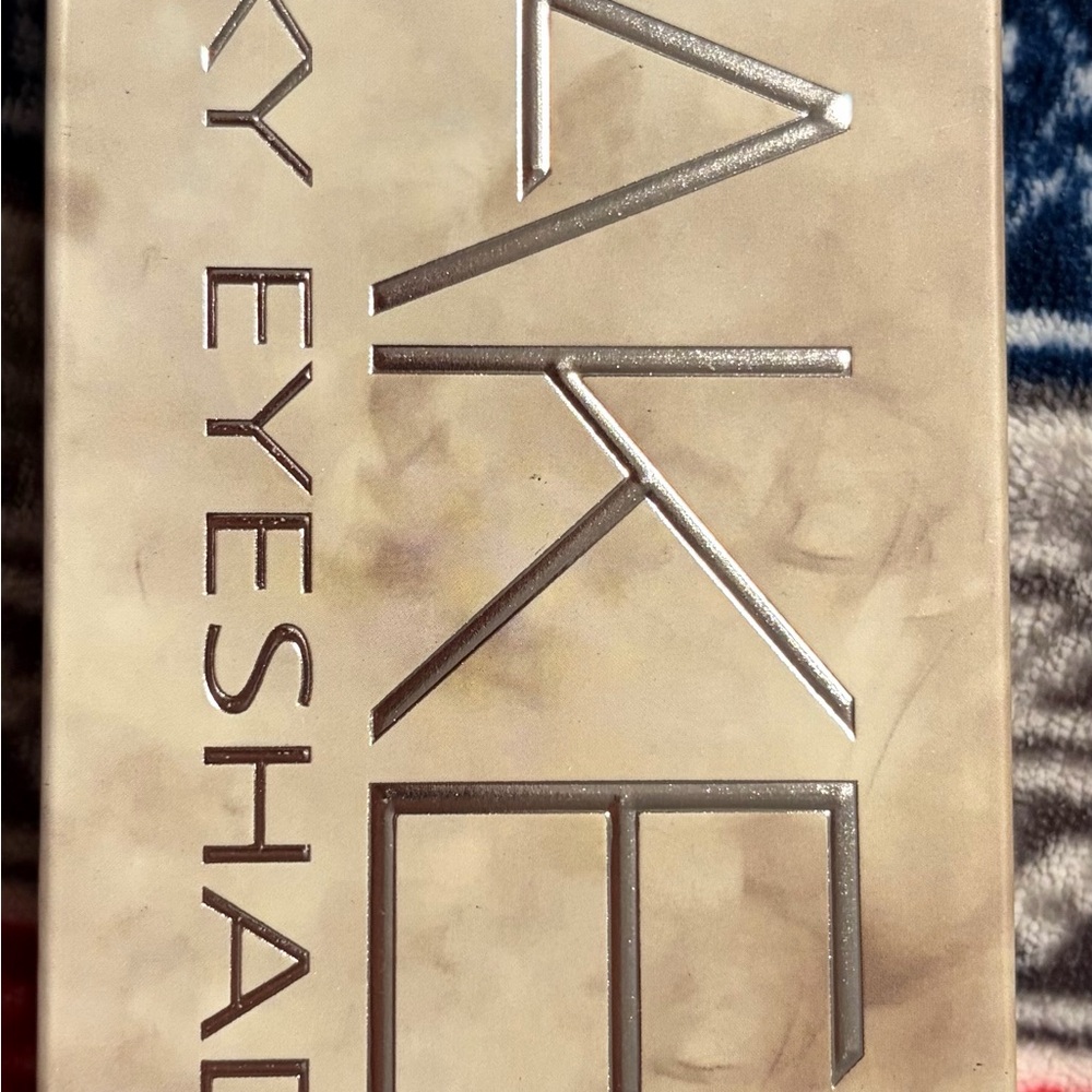 Urban Decay Naked eye shadow